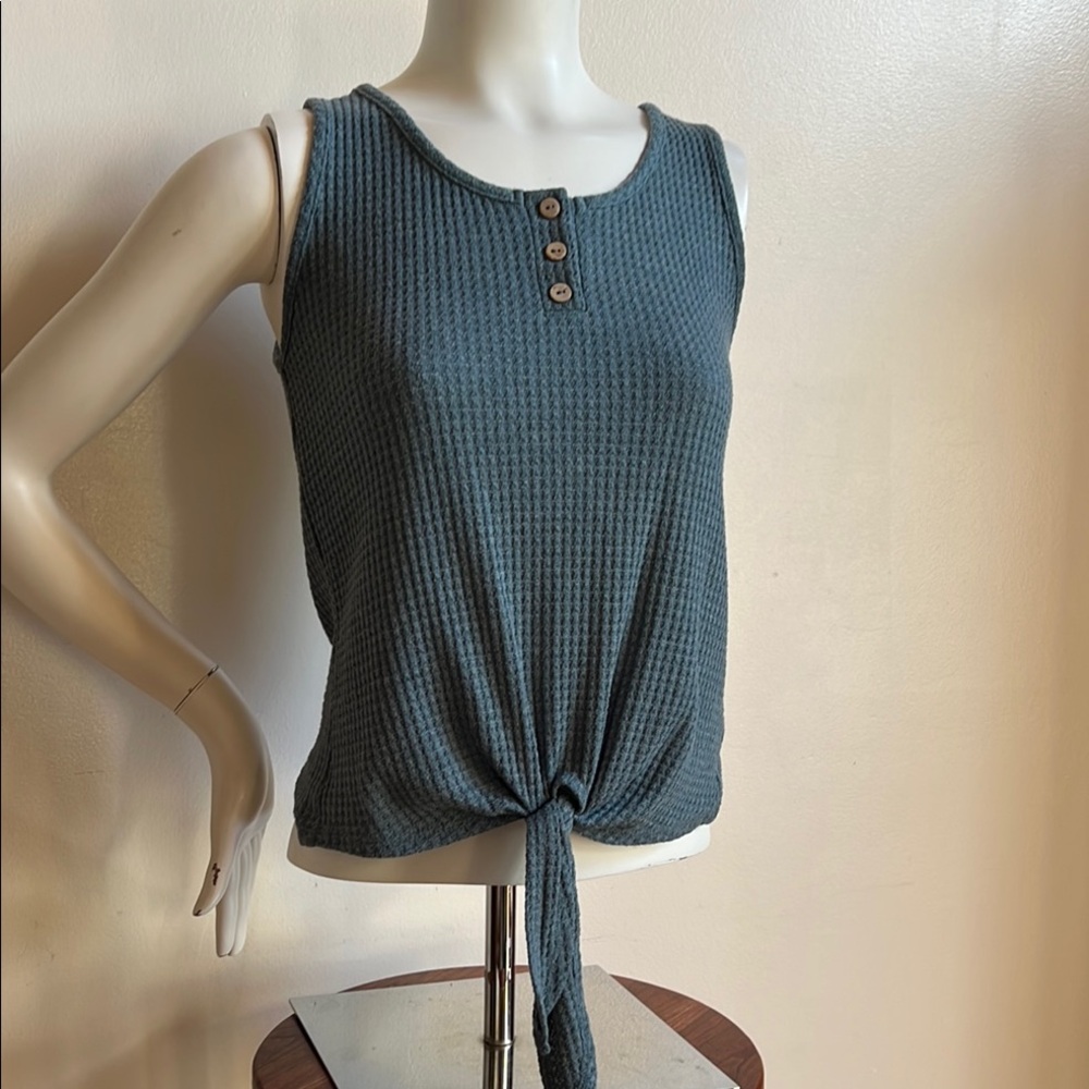 Paper Crane Ribbed Tie-Front Tank Top